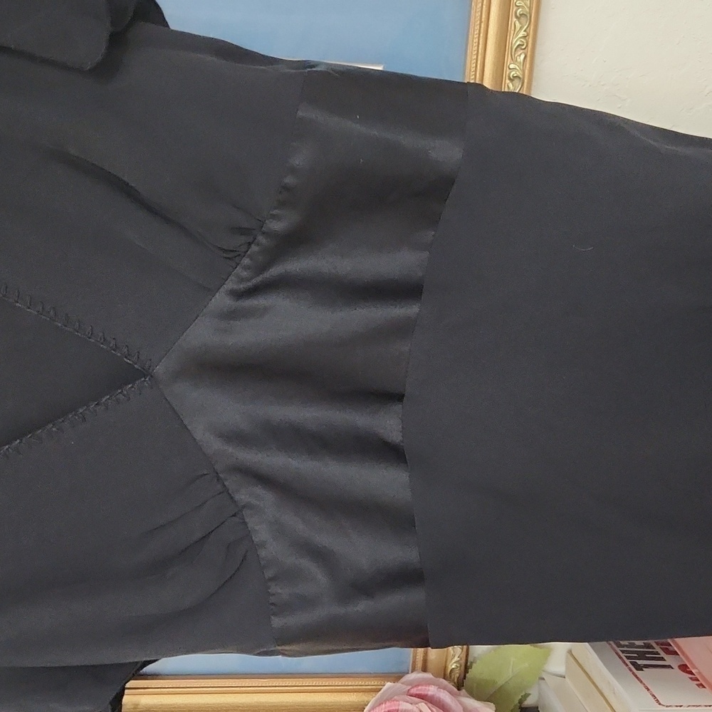 Sexy Y2K 100%Silk Black Waist Defined Size Medium Sexy Flirty Feminine Whimsical - Picture 3 of 12